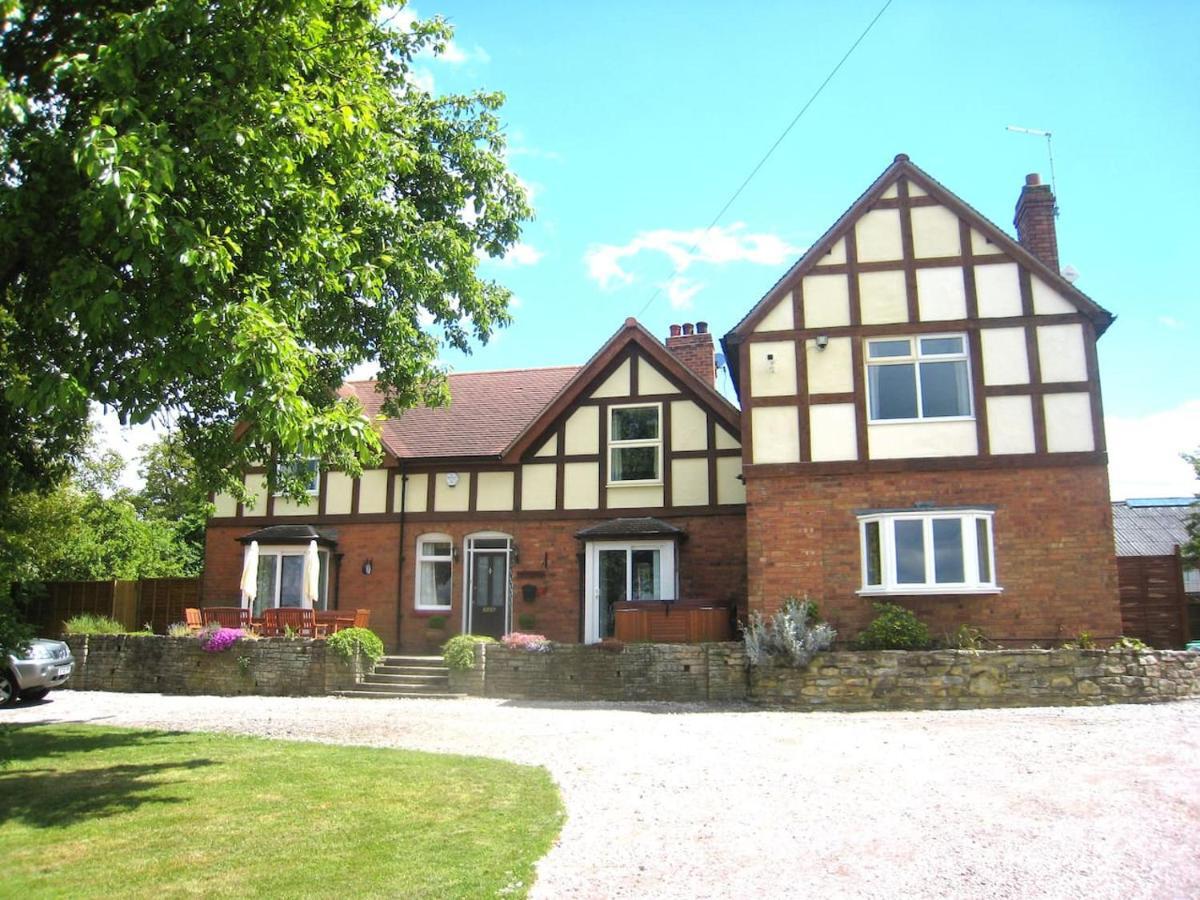 Arden Hill Farmhouse - Hot Tub, Snooker Table, Sleeps 16 Stratford-upon-Avon Ngoại thất bức ảnh
